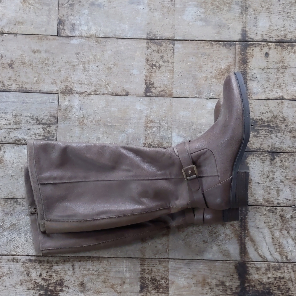 Baretraps women's boots 7.5M